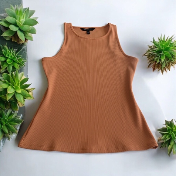 WHBM Forme Ribbed Stretch Tank - Picture 2 of 6